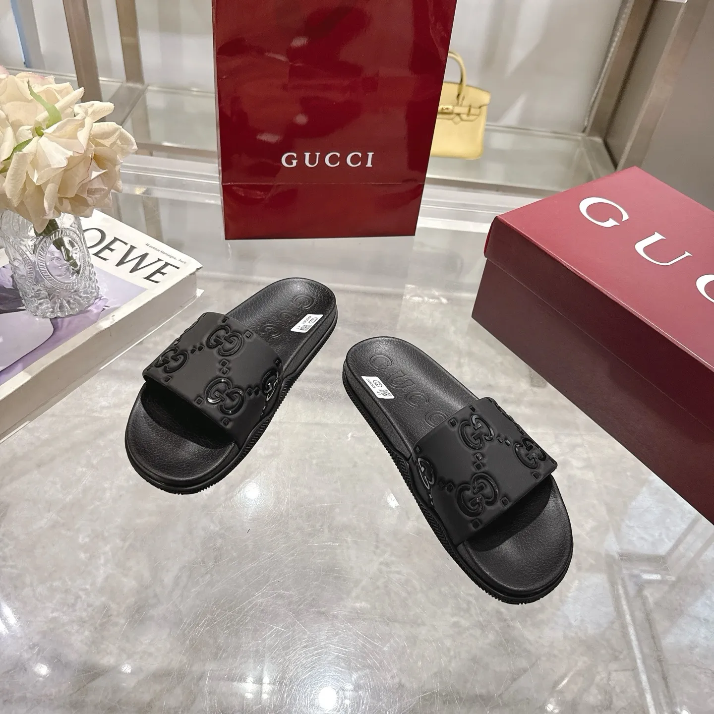 🅿️300💰 🌹Gucci official website Good Game slippers and sandals for men and women. In this special edition series, the acronym of the brand founder Guccio Gucci gives new meaning. In the gaming world, "GG" is a symbol of good sportsmanship and stands for "Good Game," which conveys the value system of the community. The modern acronym is a playful ode to the brand’s origins in the world of sports and leisure, illustrating how Gucci’s heritage continues to evolve. The parting greeting expresses the Gucci Good Game motto as the brand moves into new worlds, creating centers of play, self-expression, talent, freedom and individuality. Made with a rubber upper, these slippers are embellished with the collection's signature logo.  Rubber upper, unisex, G logo embossed, molded footbed, rubber sole, flat, made in Italy, sizes 36 to 46